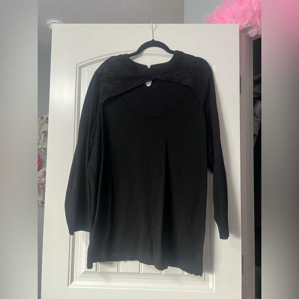 Sexy Lace Keyhole Torrid Sweater 4